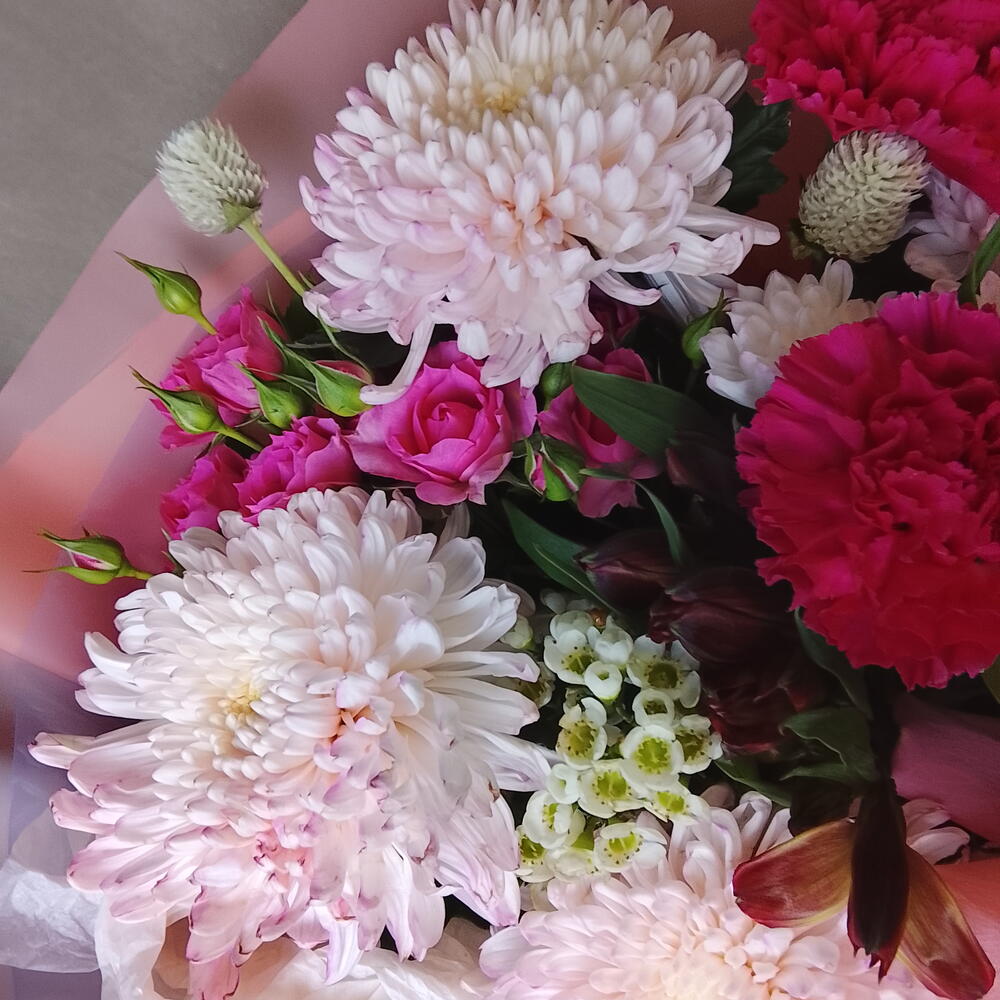 Хризантемы с розами 💓