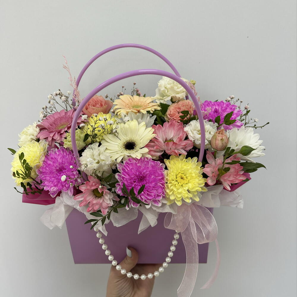 Композиция с герберами  🌸