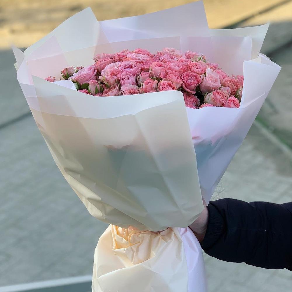 25 кустовых роз на День Матери