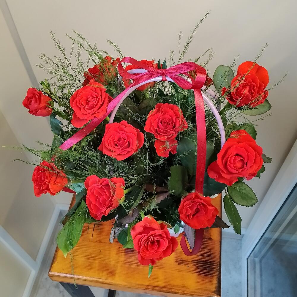 Цветы в коробке