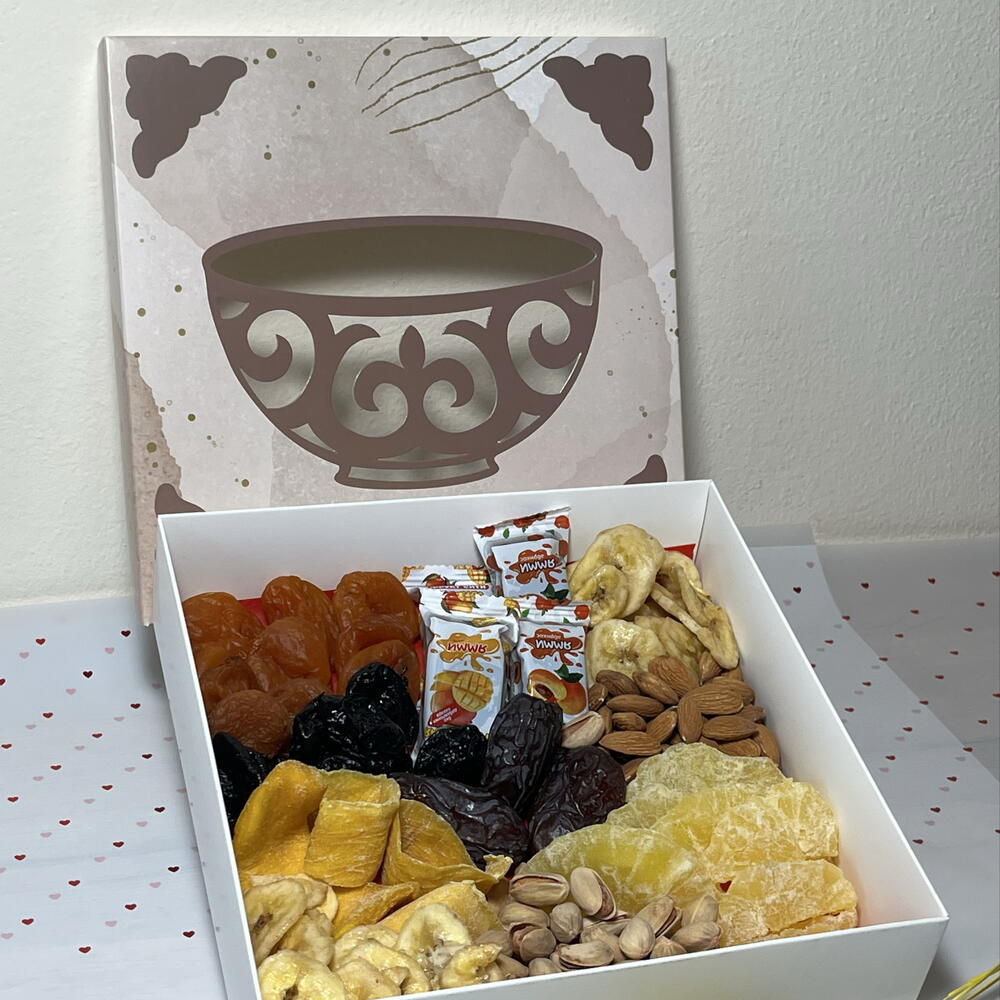 Коробочка с сухофруктами Пиала