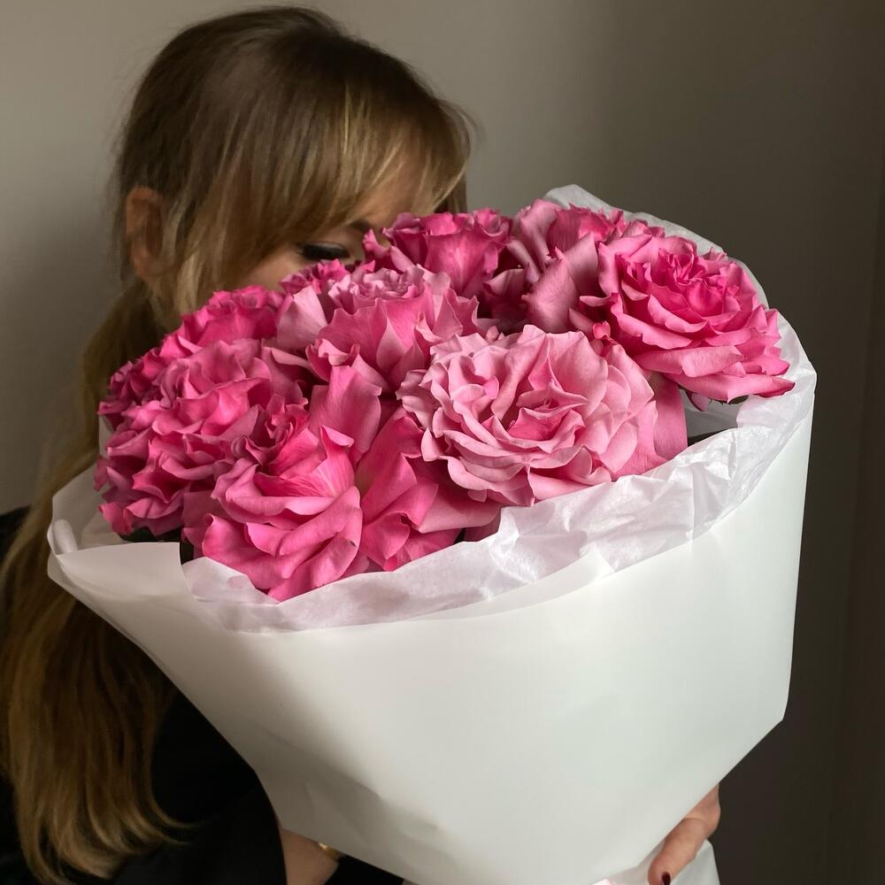 Пионовидыные розы / ажурные розы / 9 малиновых роз / розы для мамы