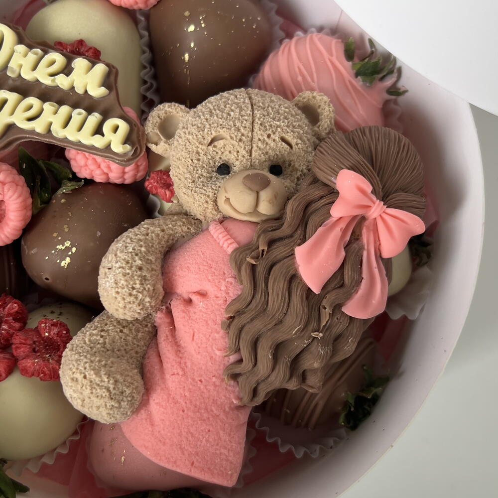 Клубника в шоколаде на день рождения 🎁