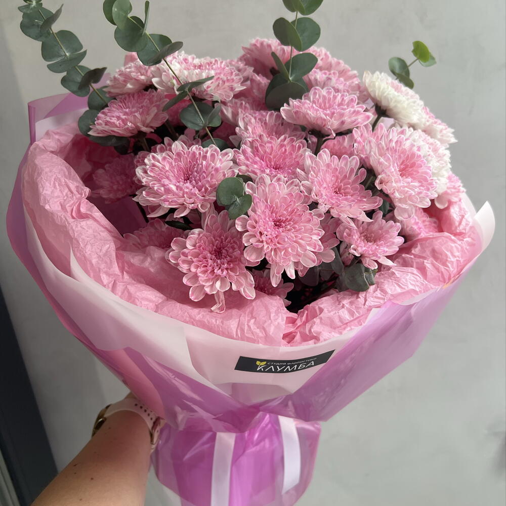 Букет из розовых хризантем