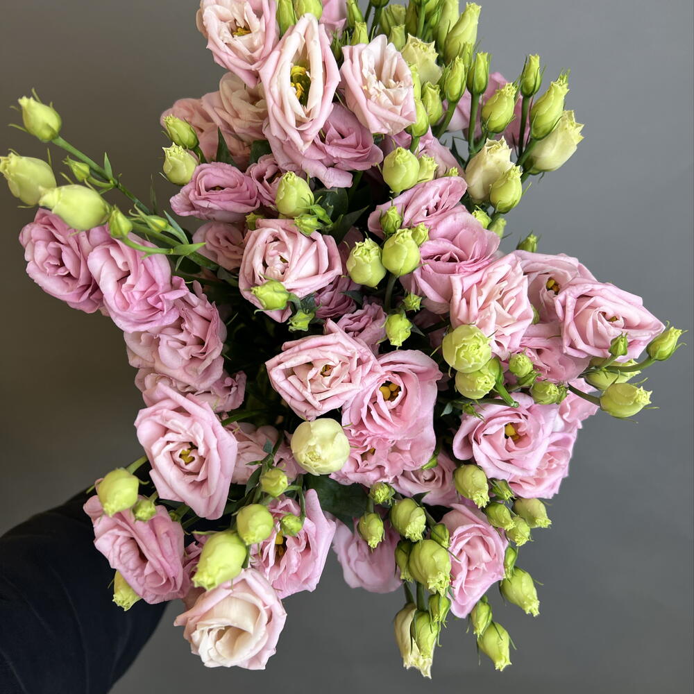 Монобукет 7 лизиантусов 🌸