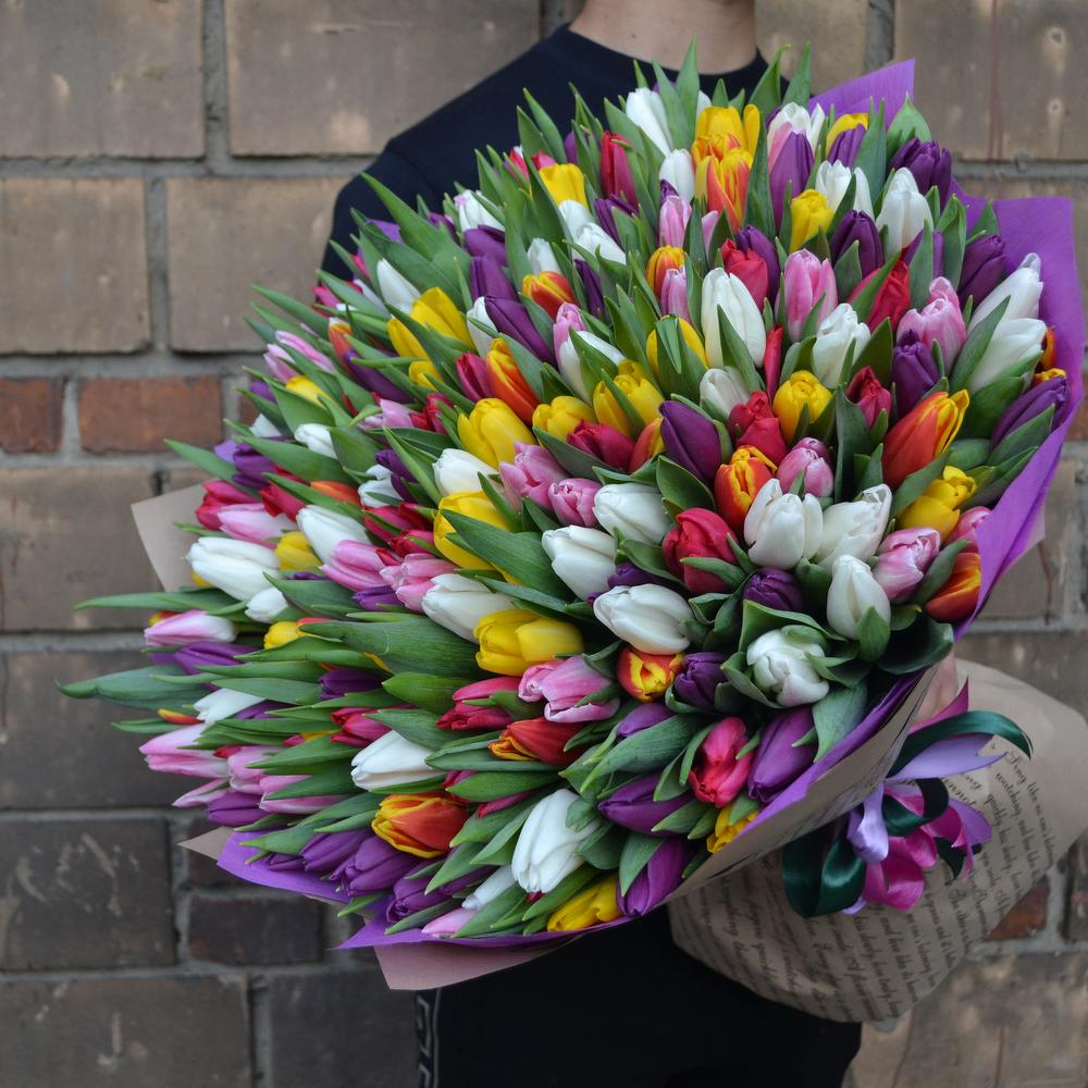 Огромный букет тюльпанов, Артикул: А1860353 - 40000 RUB, доставка по городу за 29 мин Flowwow - доставка цветов в Москве