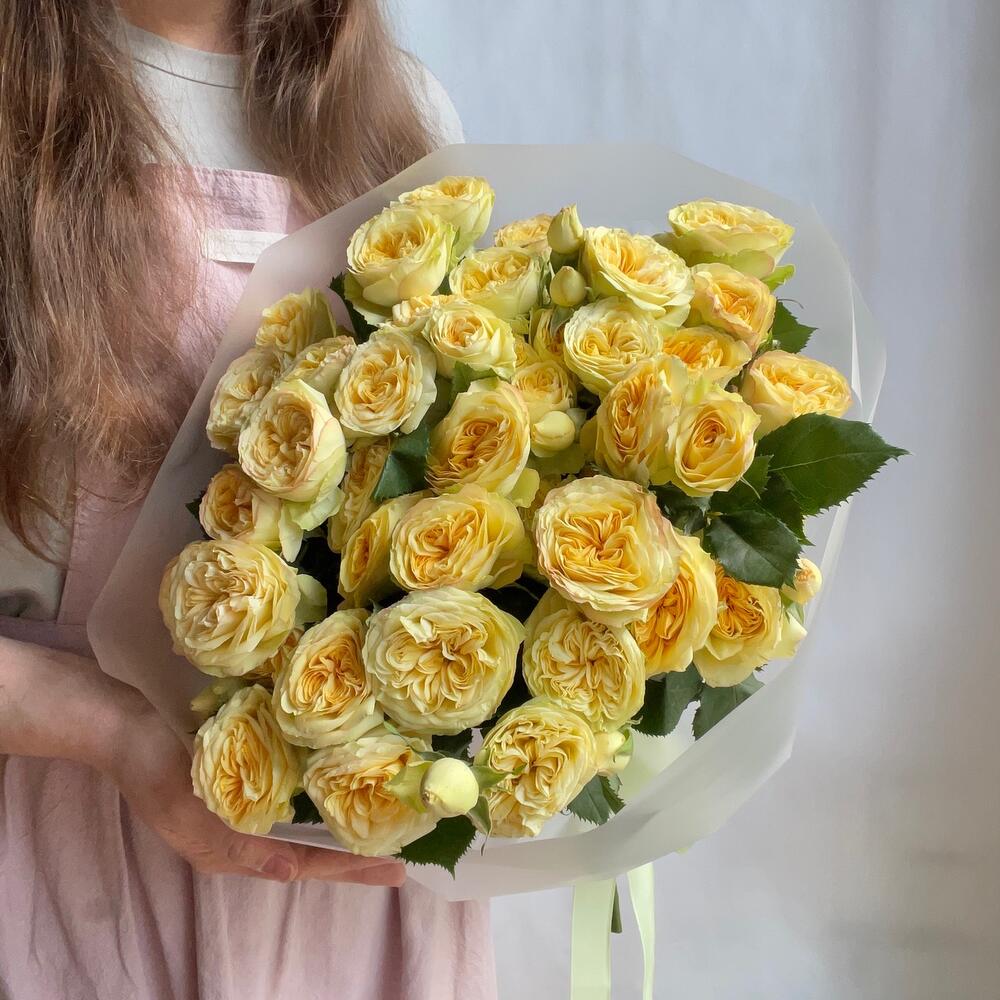 7 кустовых пионовидных роз🌷