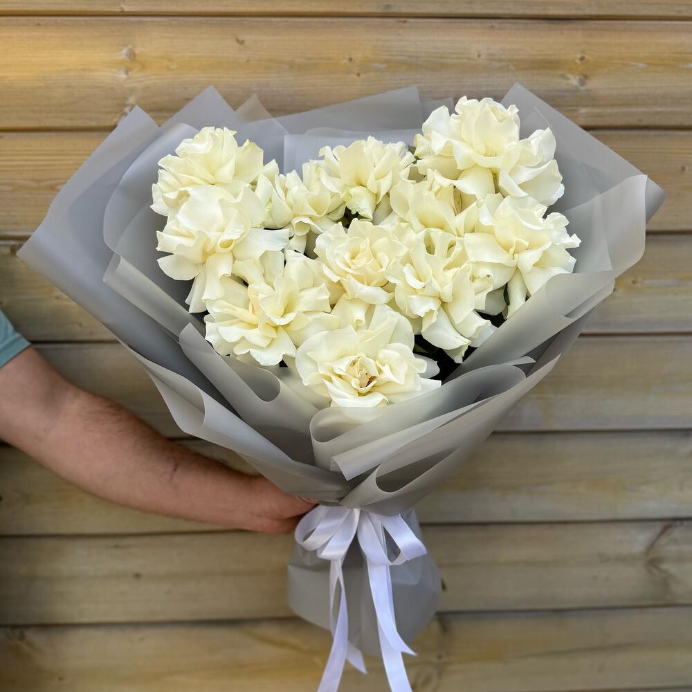 Белые французские розы, 11 шт