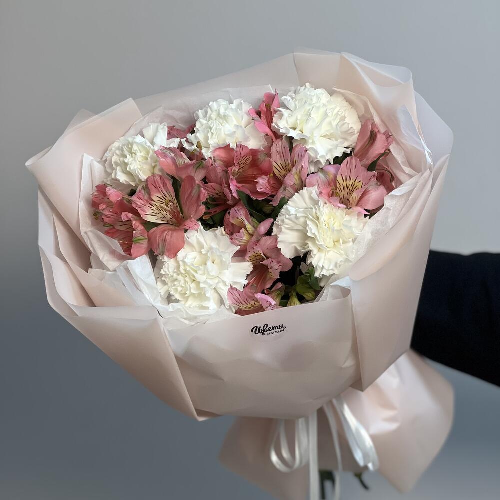 Розовая альстромерия, диантус