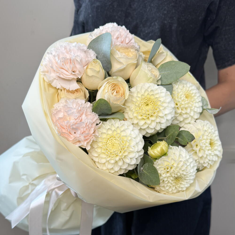 Георгины с диантусами