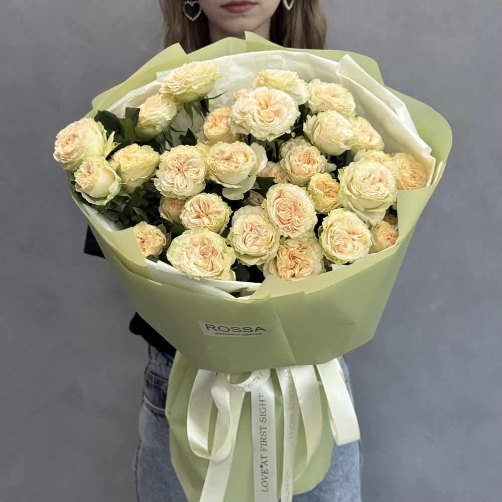 Букет из кустовой розы summer rose