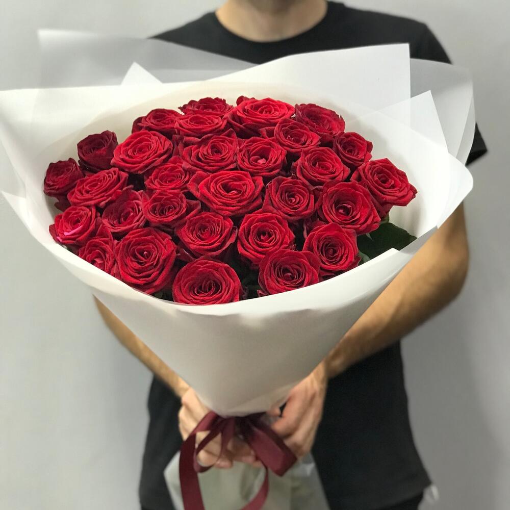 Красные розы  🌹