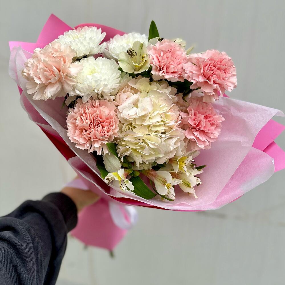 Фантастика 💕 букет-комплимент с гортензией и диантусами