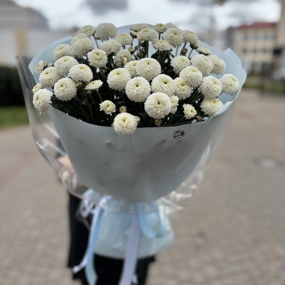 Букет «Помпончик» из кустовых хризантем