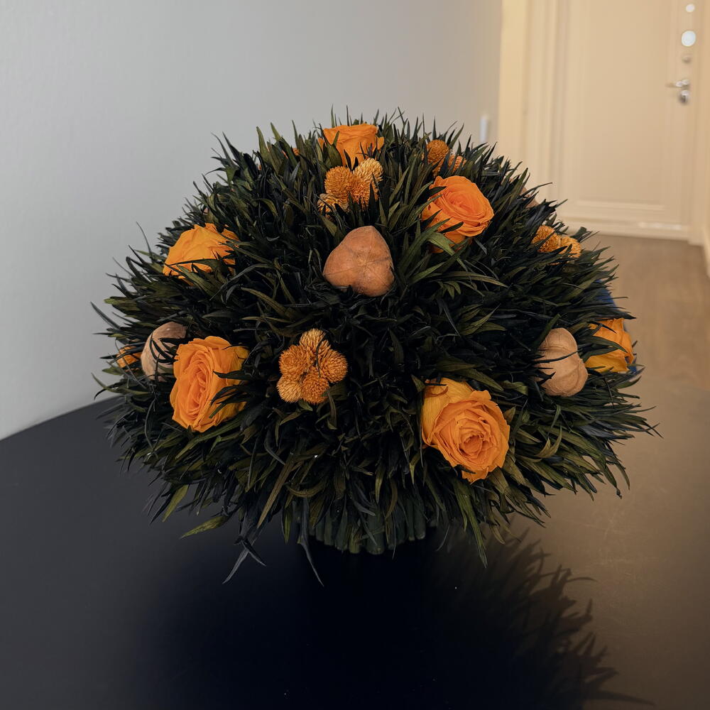 Большой букет из стабилизированных цветов 🧡