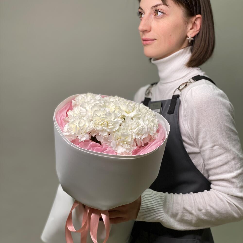 Белый букет из диантусов