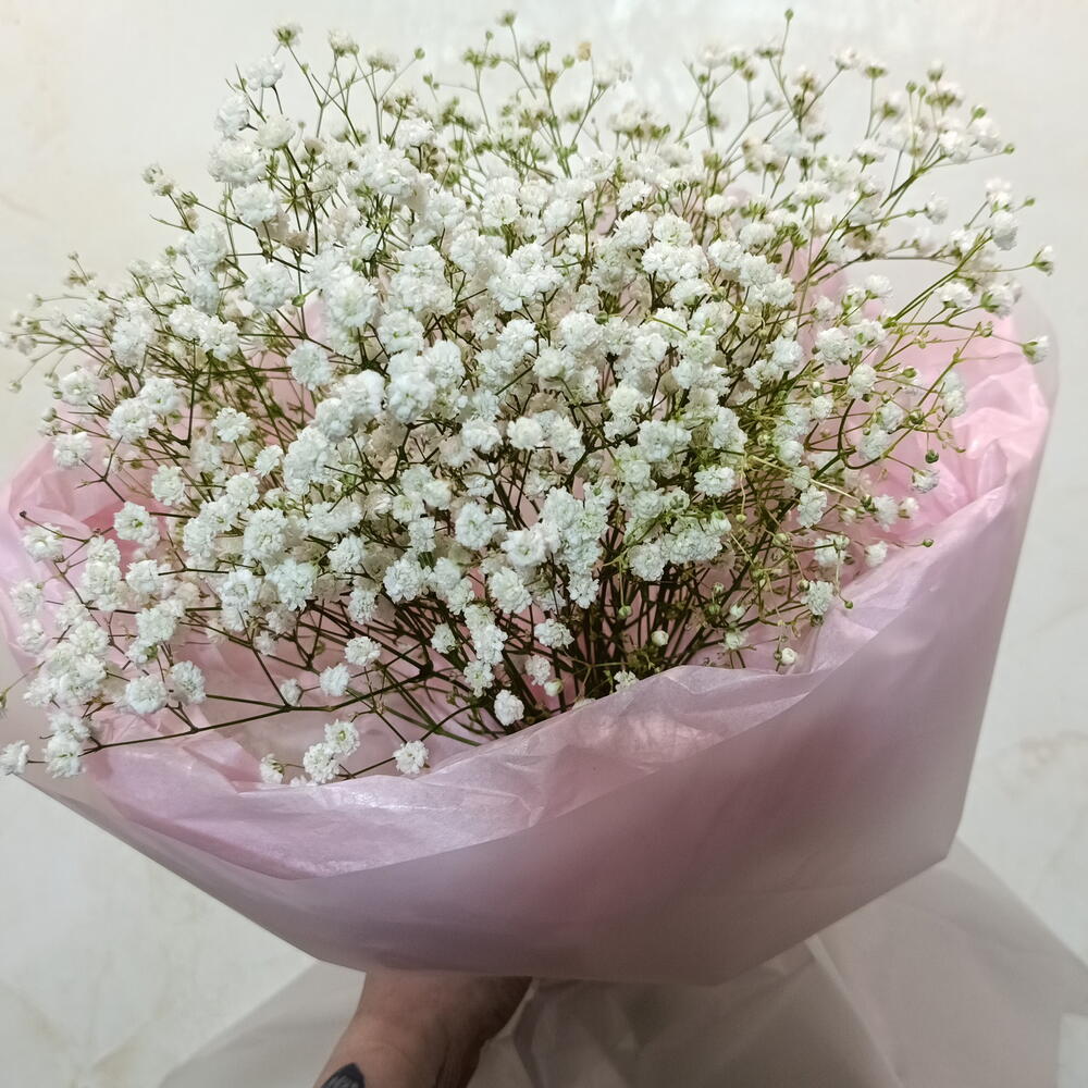 Букет из гипсофила в розовом