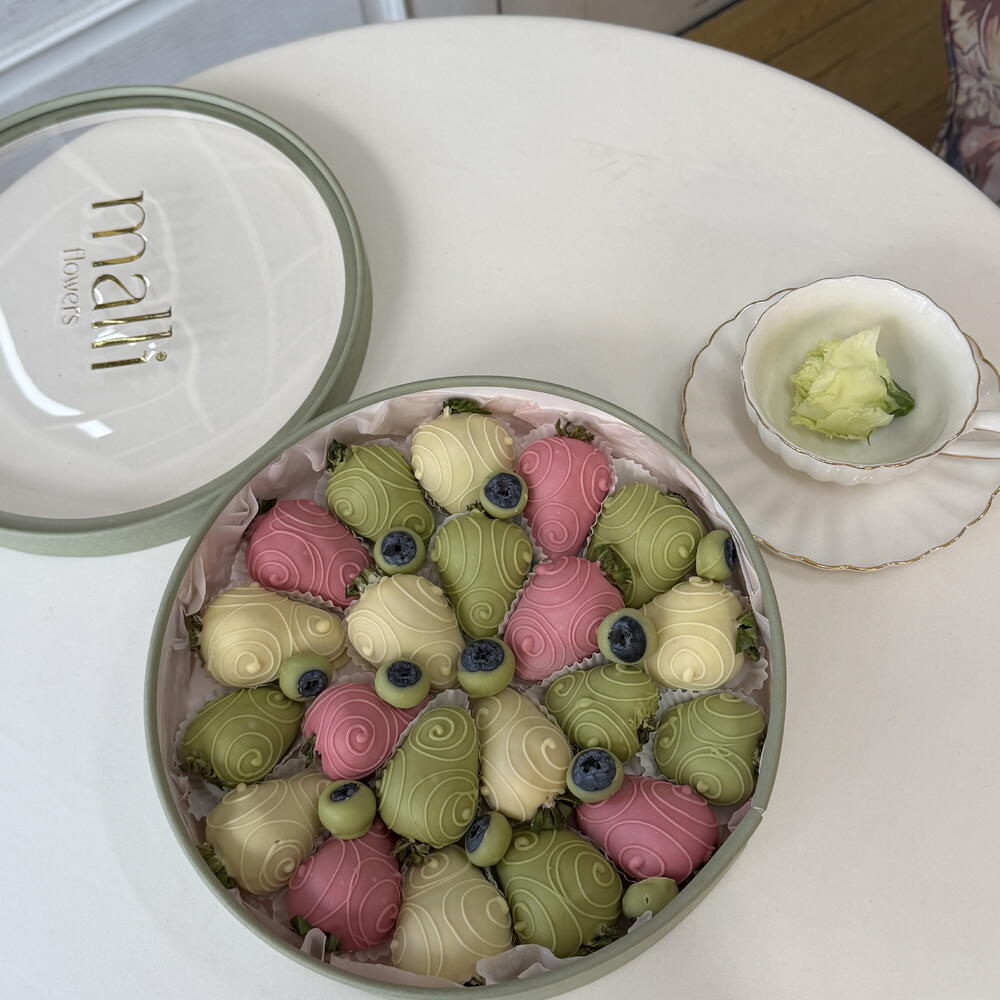 Matcha and Berry