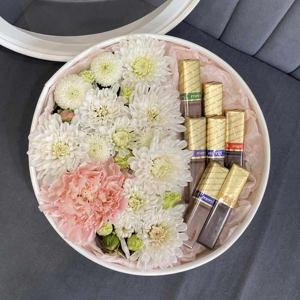 Комплимент Цветы + конфеты 🌸