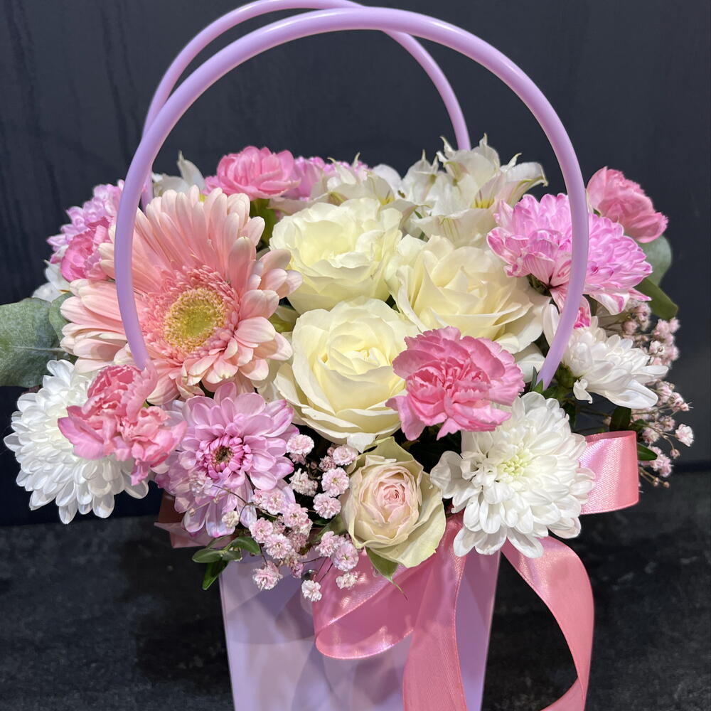 Цветы в сумочке🌸