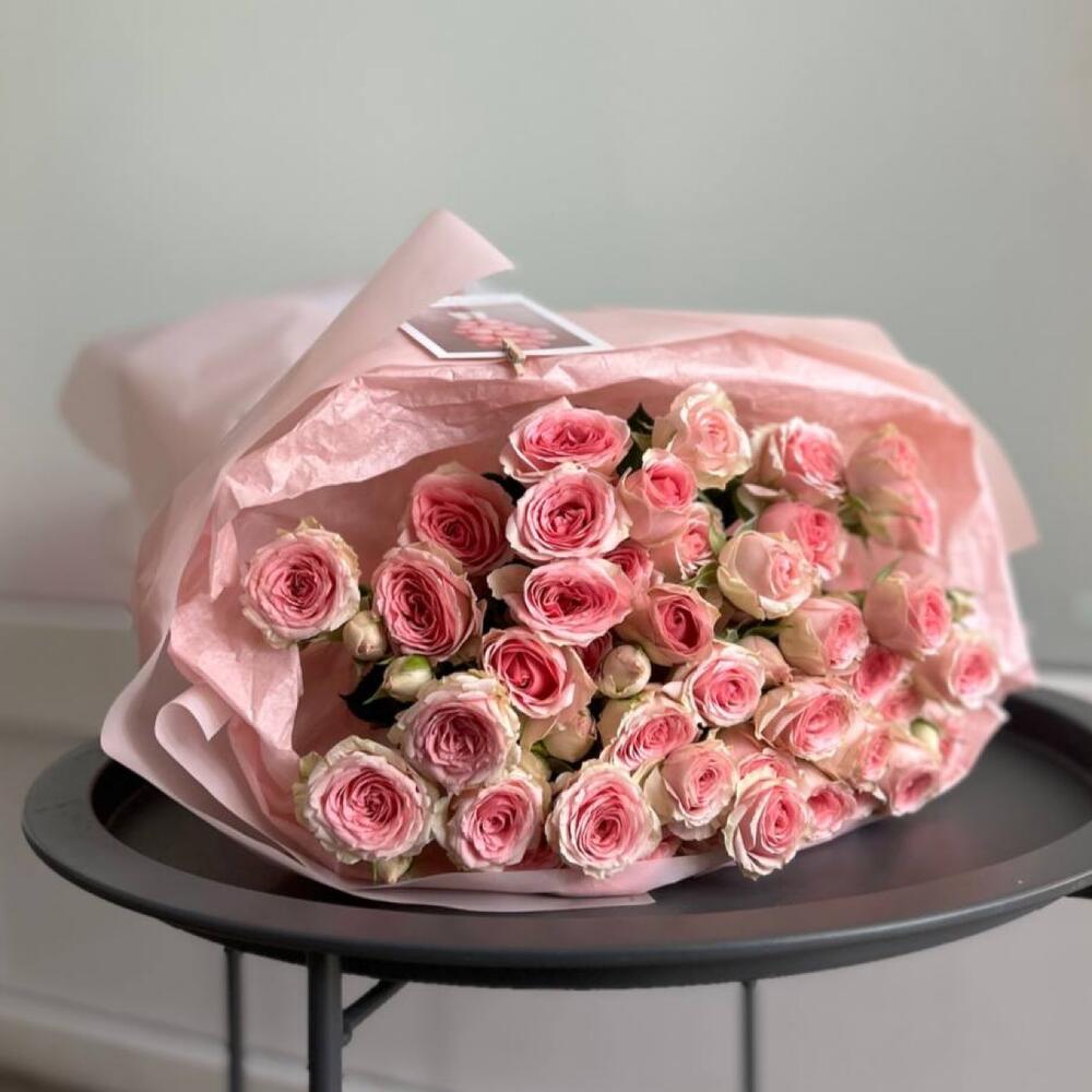 Букет из кустовых роз 🌸