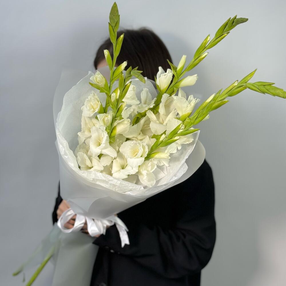 Mono bouquet 175 из 5 гладиолусов к 1 сентября