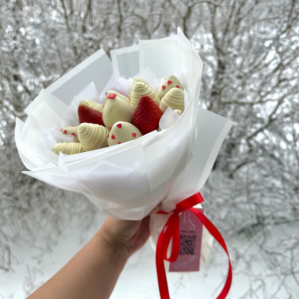 Букет из 19 клубничек