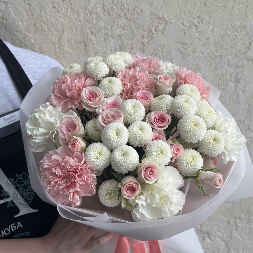 Букет Нежность в бело-розовой цветовой гамме 🤍💕🤍
