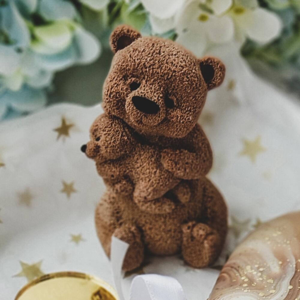Шокофигурка медведица с медвежонком из молочного шоколада