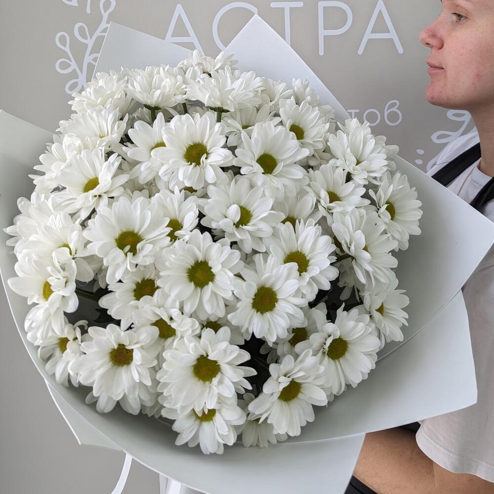 Букет из хризантем ромашек М (13)