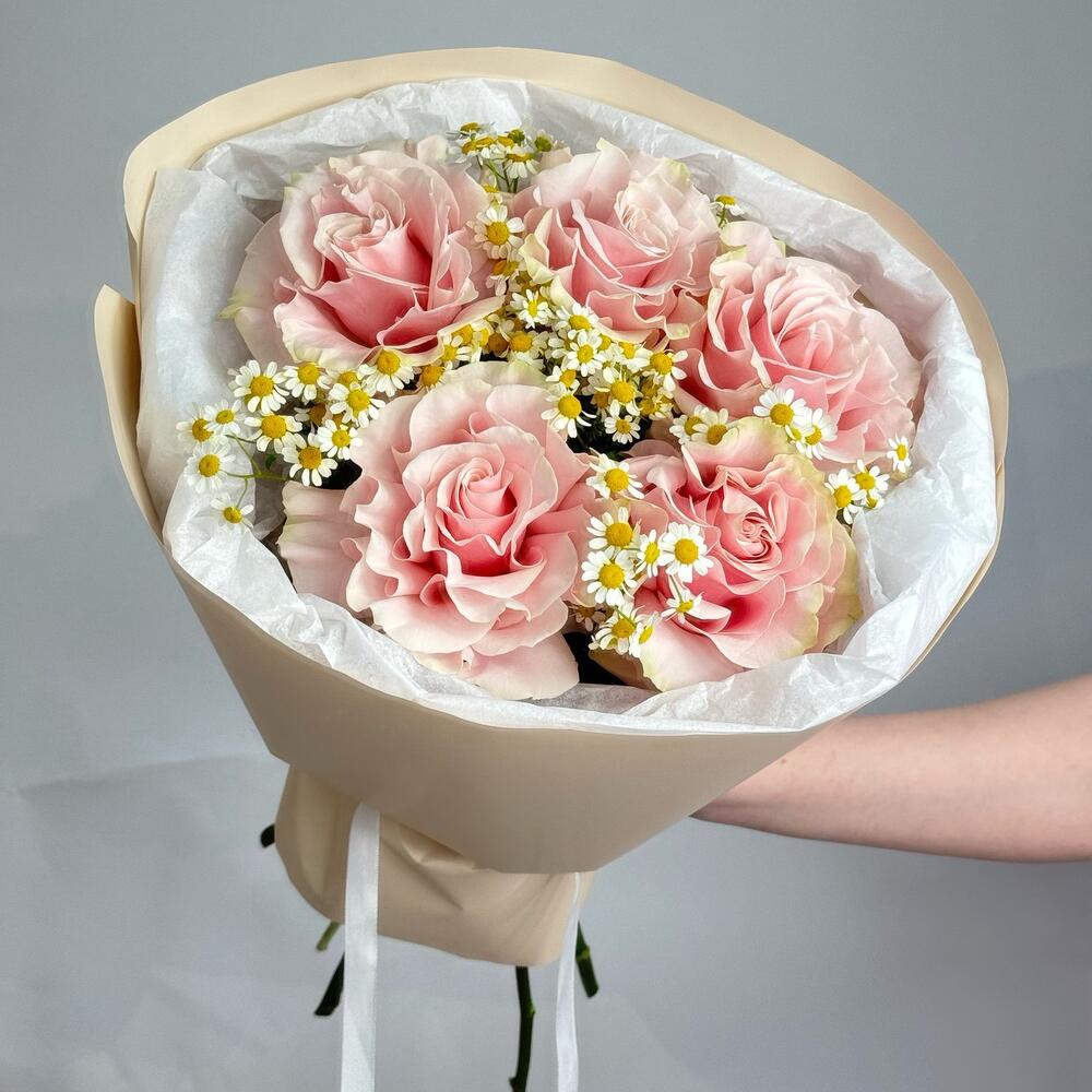 Французские розы и ромашка💖/ цветы с доставкой в Уфе