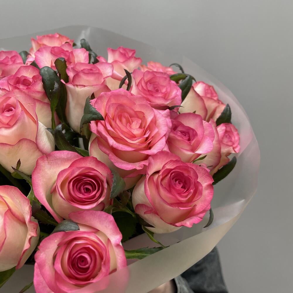 «Кисс на рассвете»🌹 Моно букет 25шт