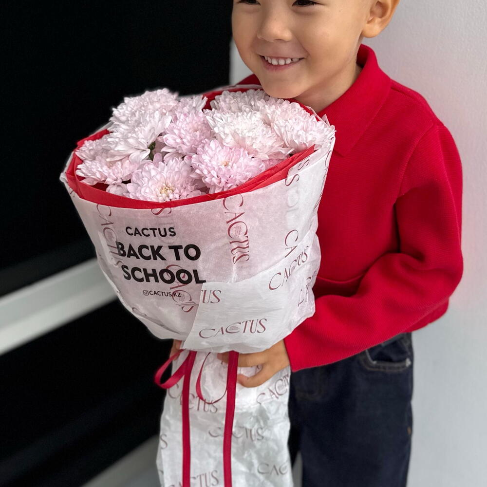 September 1 mono bouquet of chrysanthemums (3 pcs)