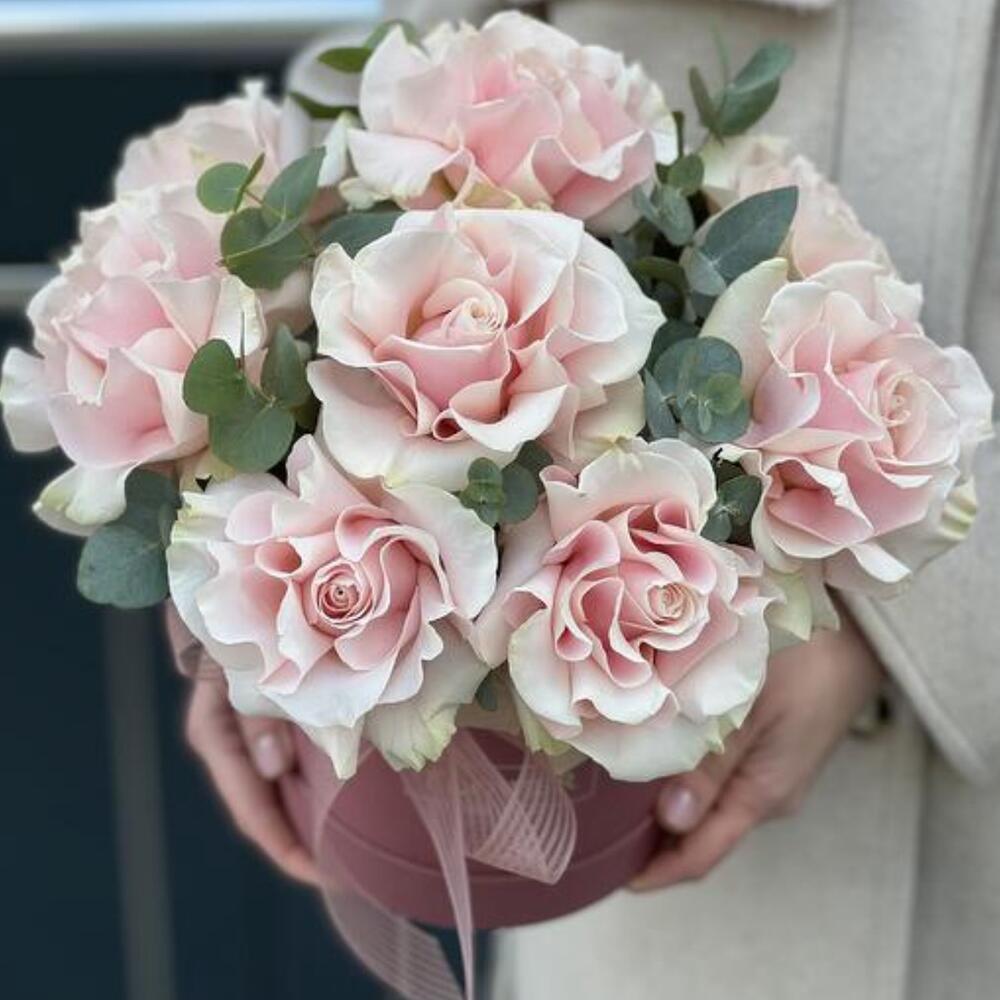Цветы в коробке нежность 💕