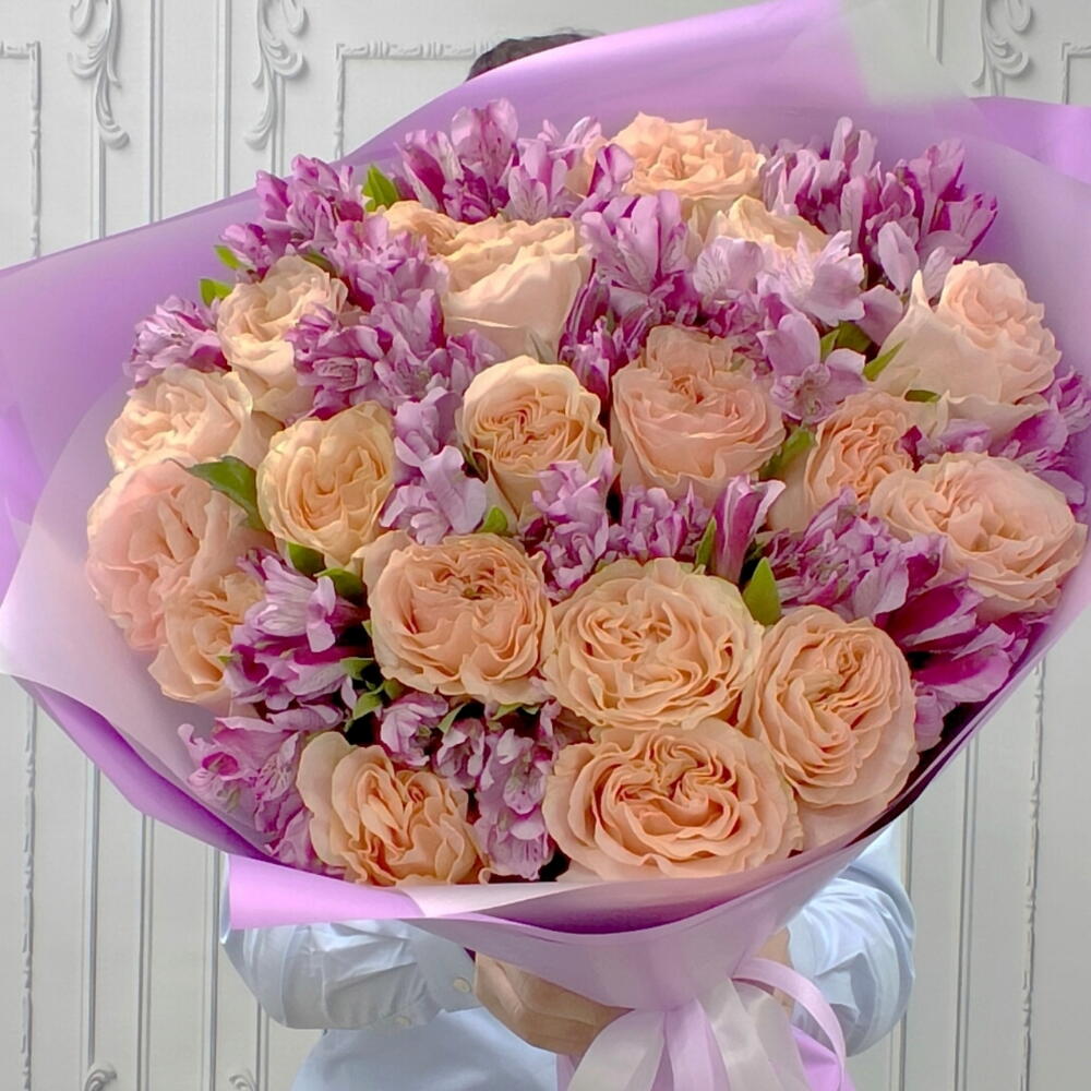 Букет "💜Ягодный капучино 💜". Очень красивый букет 😍 пионовидная роза и Альстромерия в кремово - сиреневых оттенках
