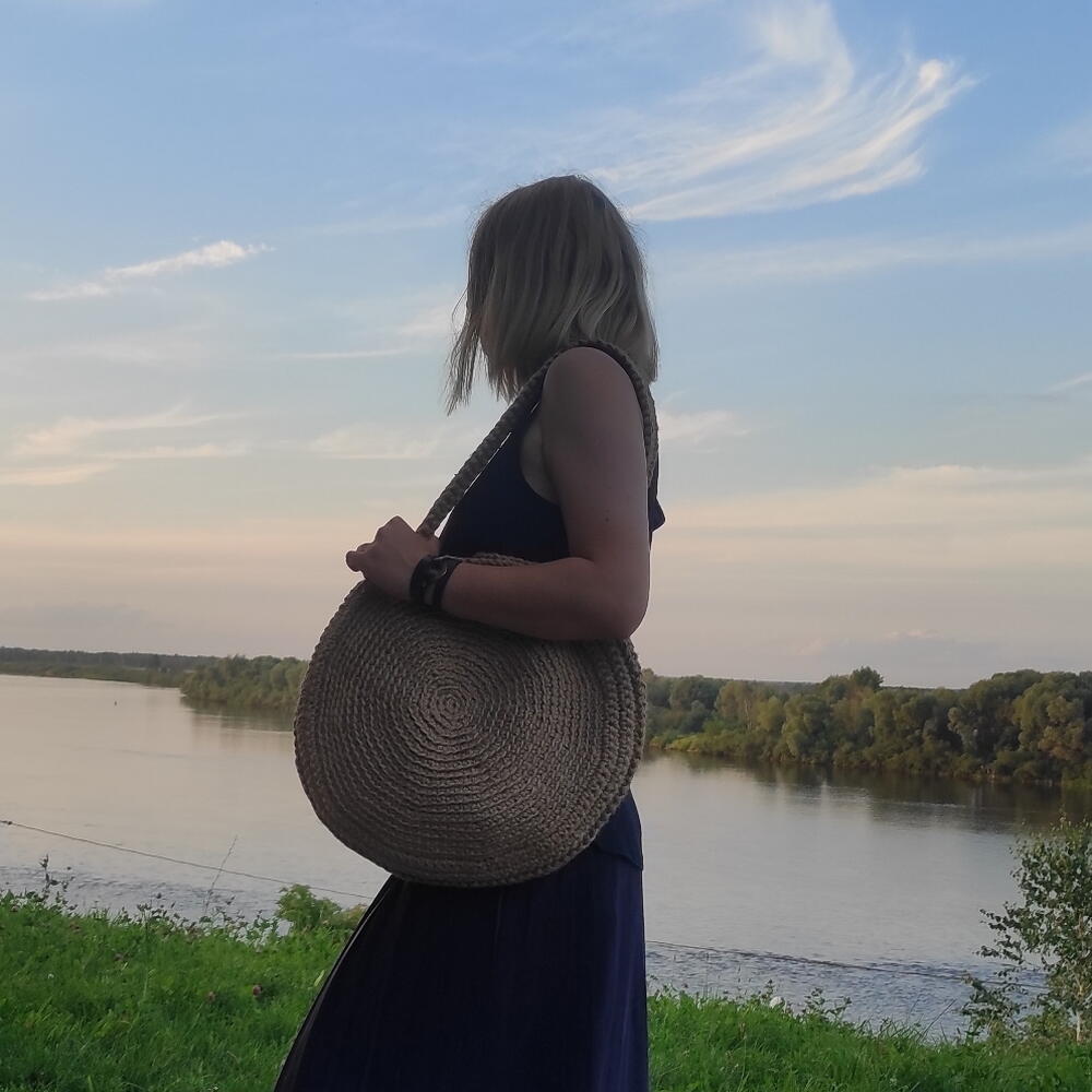 Плетёная сумка