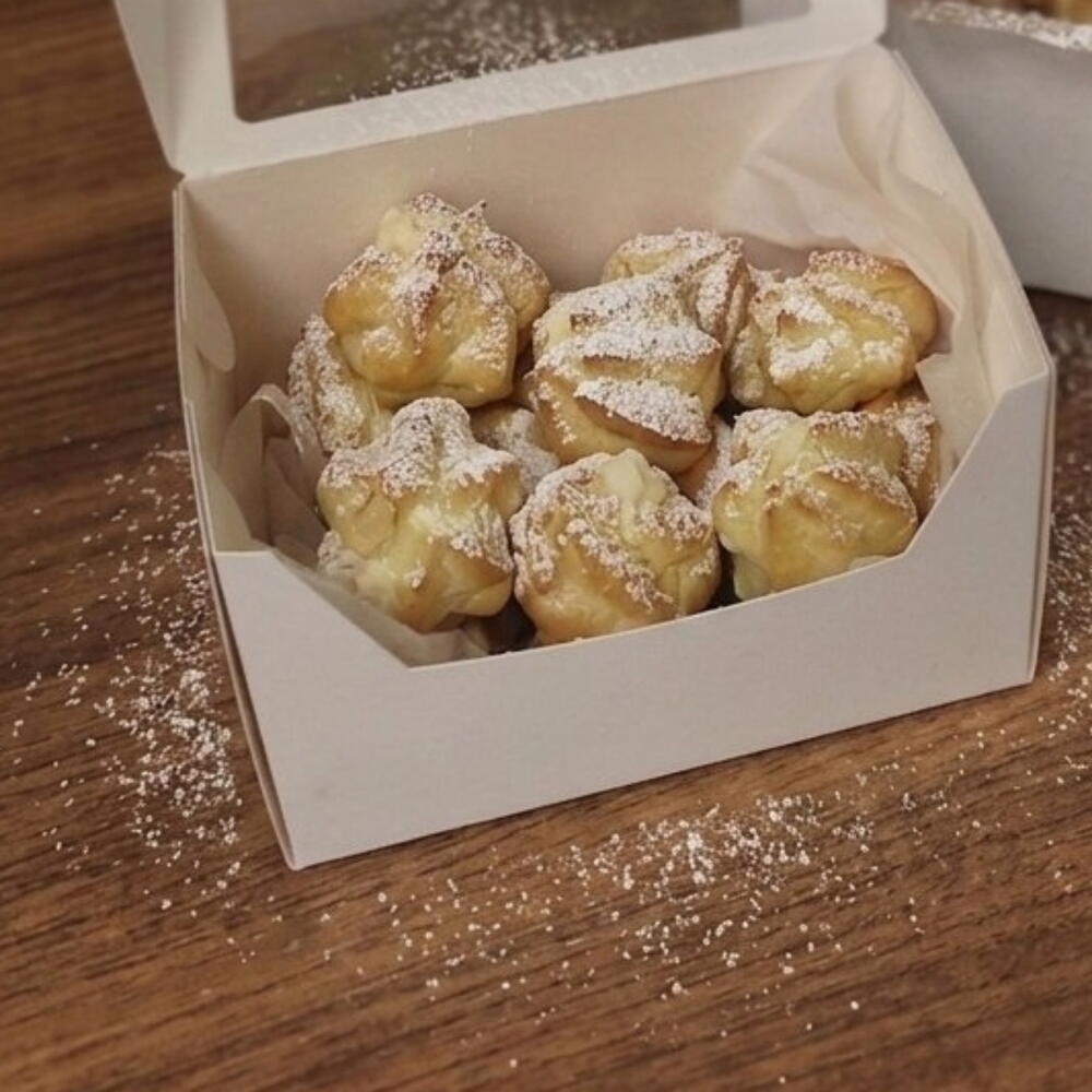 Заварные пирожные, с масленным кремом шалот