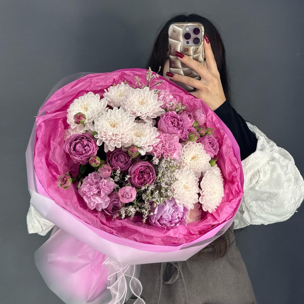 Авторский букет💐 с Пионами и Кустовой Пионовидной Розы