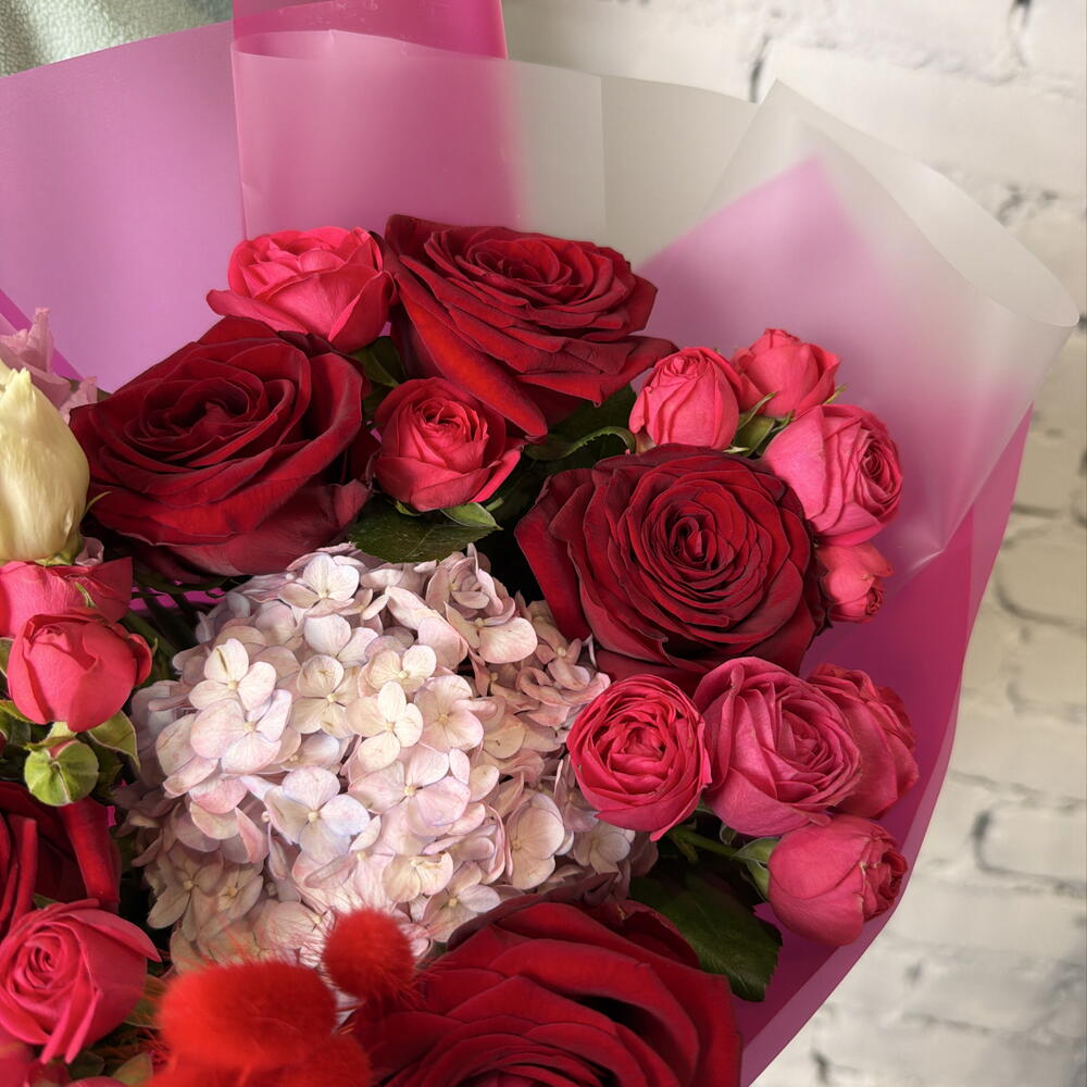 Авторский букет « рубин»