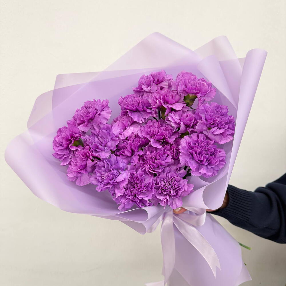 Сиреневые гвоздики 💜