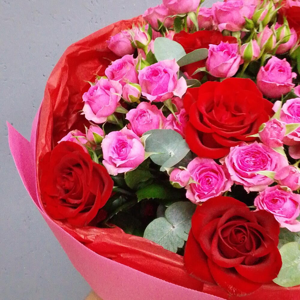 Конфетти🎊 🌹