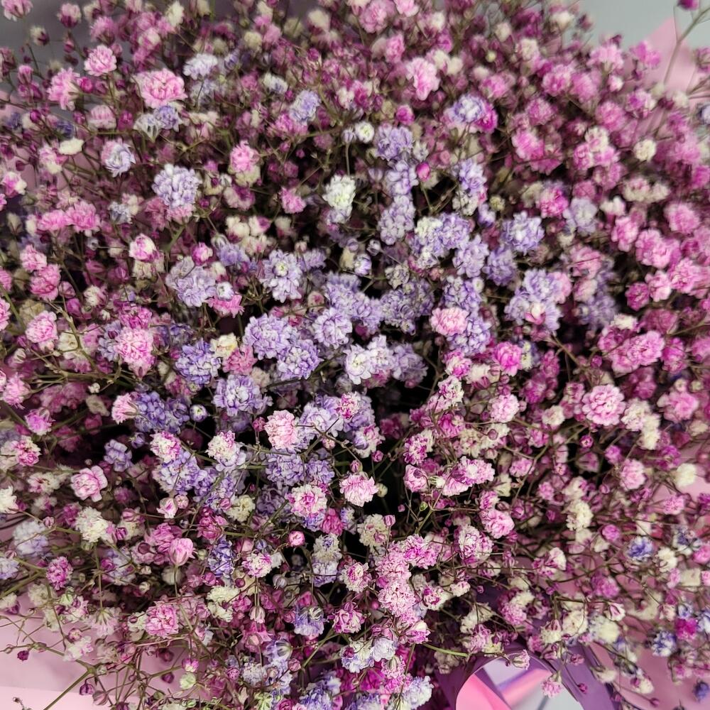 Цветы в шляпной коробке