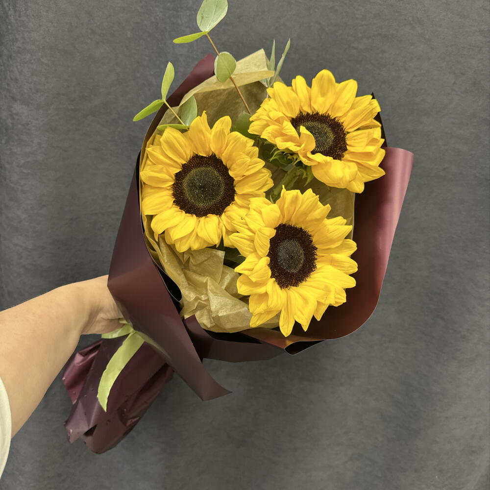 Букет из подсолнухов