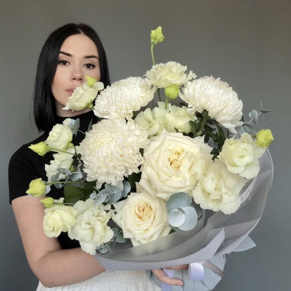 Небольшой моно букет 💐