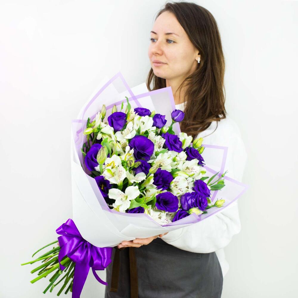 Bouquet "Eustoma y alstroemeria"