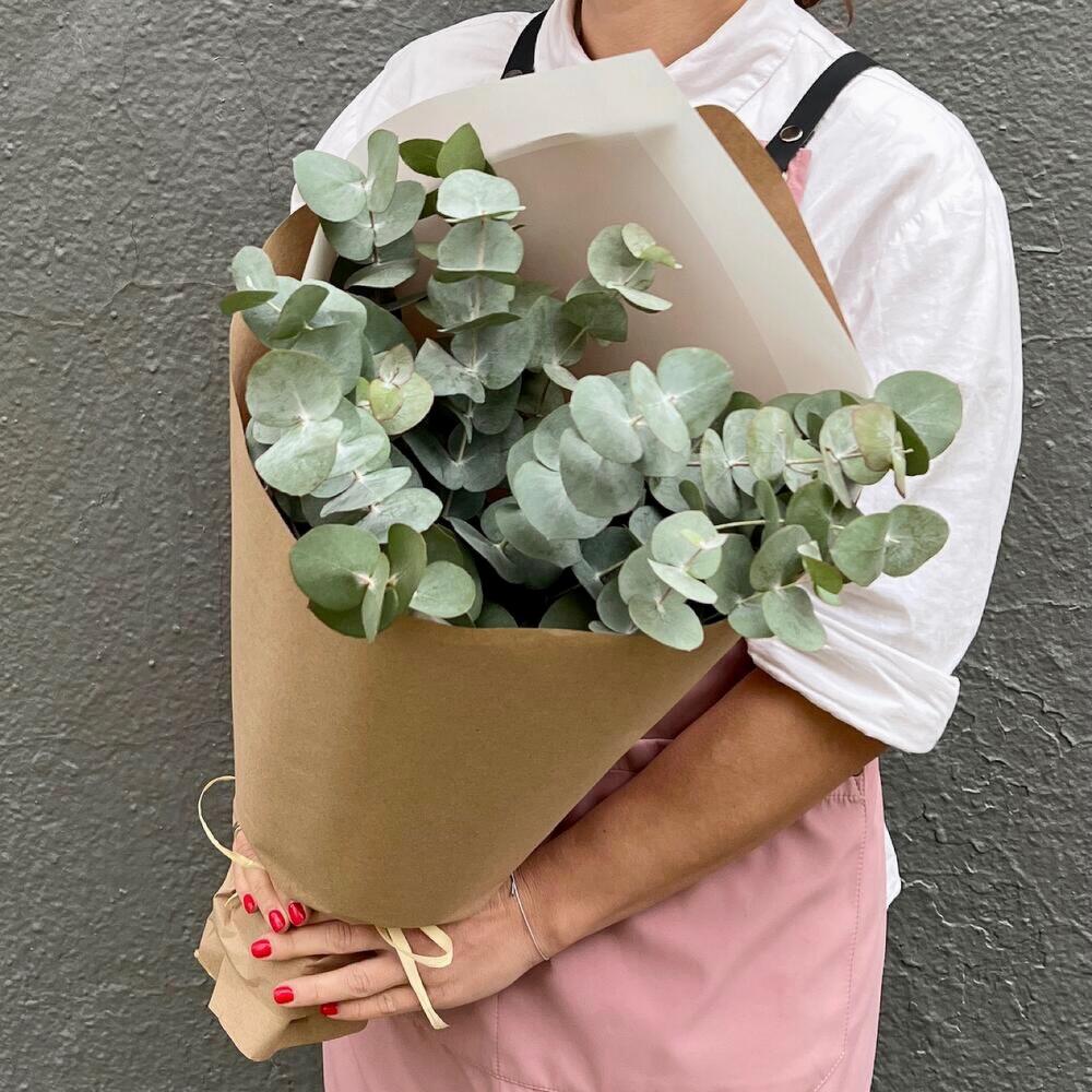 Букет цветов. Эвкалипт 11 шт