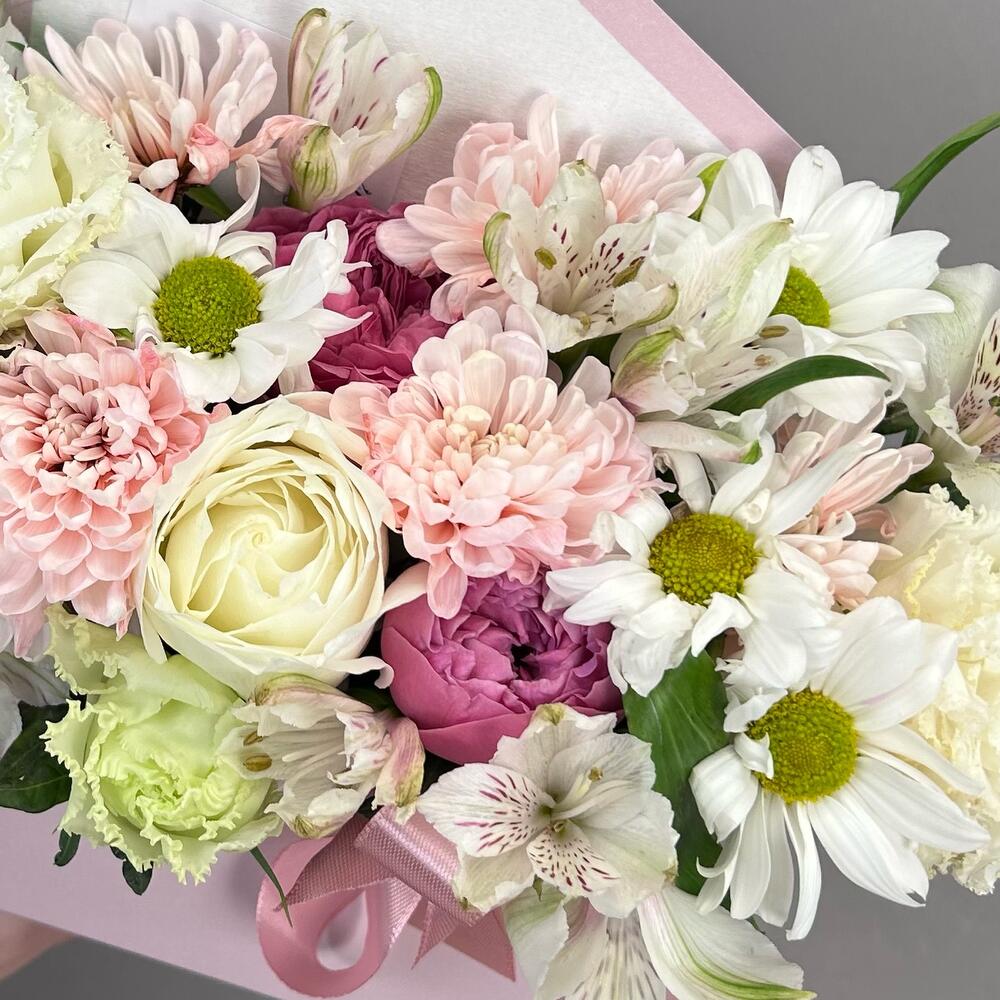 Письмо из живых цветов 💝 хризантемы, альстромерия, кустовой розы