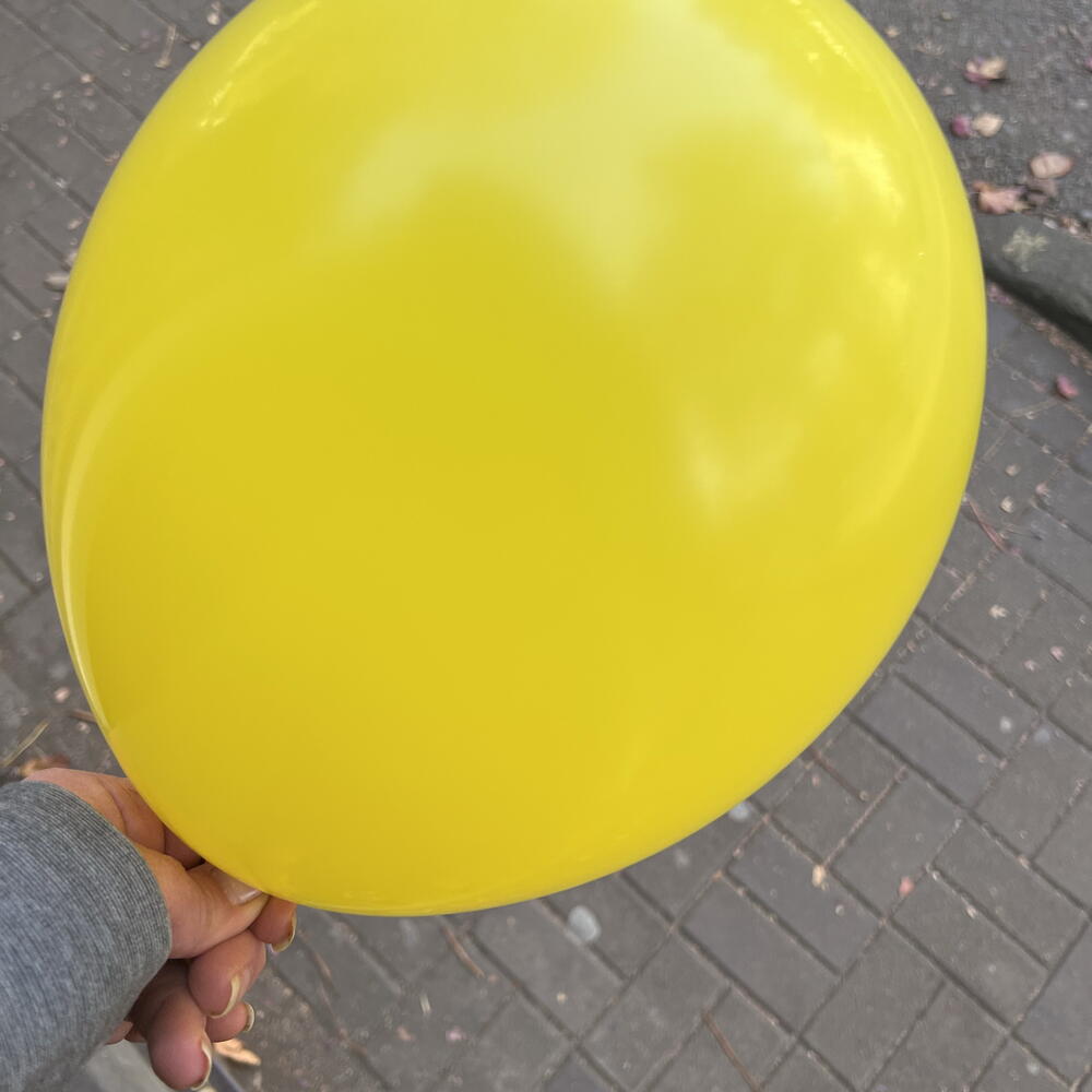 Шар с гелием жолтый
