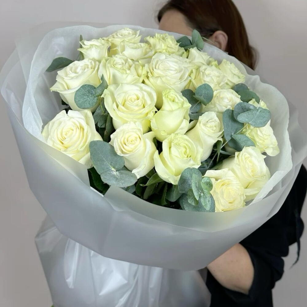 Букет из белых роз