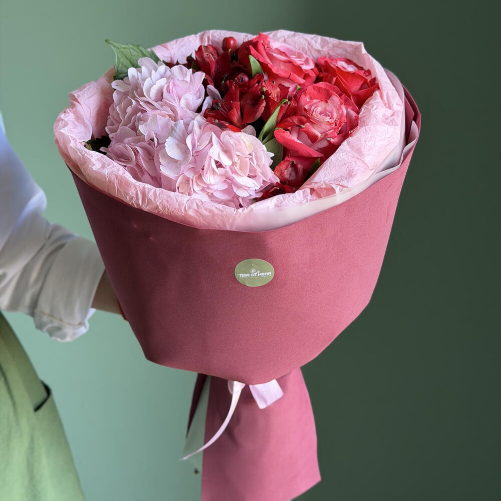 Букет с Альстромериями, Гортензией и Розами ♥️